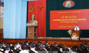 "Đổi mới, nâng cao chất lượng đào tạo, bồi dưỡng cao cấp lý luận chính trị" 