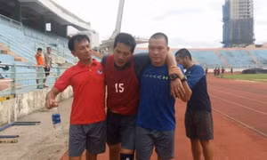 Trọng tài 'rớt' thể lực
