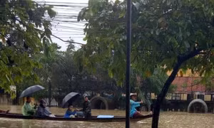 Lãnh đạo các nước gửi điện thăm hỏi về thiệt hại do bão số 12 gây ra