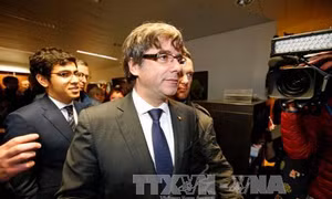 Tây Ban Nha: Hội đồng lập pháp Catalonia hoãn bỏ phiếu bầu Thủ hiến mới