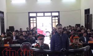 Kẻ thực hiện hàng loạt các vụ cướp táo tợn tại Hà Tĩnh hầu tòa
