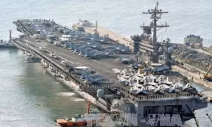 Mỹ sẽ điều tàu sân bay Carl Vinson tới bán đảo Triều Tiên 