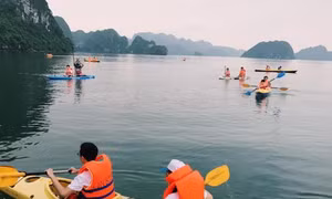 8 khu vực được chèo thuyền kayak trên vịnh Hạ Long