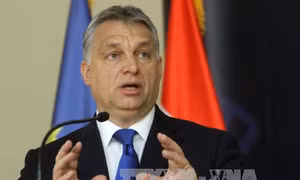 Hungary thông qua luật siết chặt kiểm soát người nhập cư