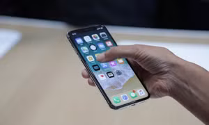 iPhone X xách tay giảm giá về ngang giá chính hãng