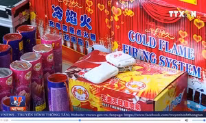 Táo tợn buôn lậu 7.500 quả pháo có kíp nổ về Hà Nội tiêu thụ