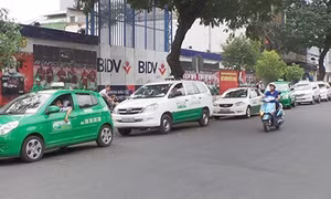 Grab huy động thành công 2 tỷ USD vốn đầu tư từ Didi Chuxing và SoftBank 