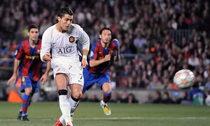 Barcelona và Manchester United công bố ngày giờ trận cầu kinh điển