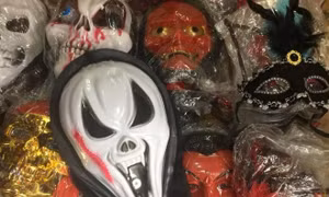 Độc đáo đồ chơi Halloween