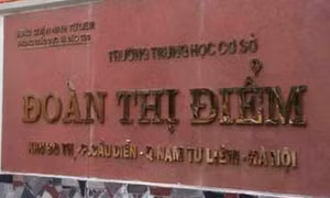 Hà Nội: Học sinh lớp 8 ngã từ tầng 2 xuống đất 