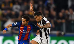 Đêm Camp Nou rực lửa 