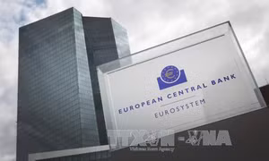 ECB giữ nguyên lãi suất ở mức thấp kỷ lục