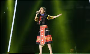 Vòng loại The Voice Kids 2017: 'Thần đồng' Như Ngọc trưởng thành với 'Bài ca trên núi'