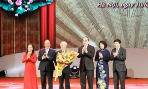 Tổng Bí thư: Cần tổ chức nhiều phong trào thi đua sôi nổi để khơi dậy lòng tự hào dân tộc