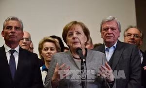 Thủ tướng Đức Merkel không từ chức, sẵn sàng cho cuộc bầu cử mới 