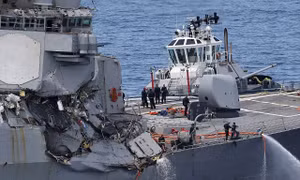 Nghi vấn thủy thủ USS Fitzgerald bị 'chôn sống' trong phòng ngập nước