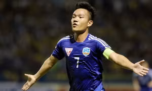 Quảng Nam FC và CLB Hà Nội 'thâu tóm' giải thưởng V-League 2017