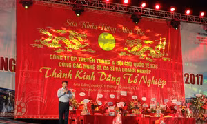 Sân khấu Hưng Mùa Thu: Thành kính dâng Tổ nghiệp 