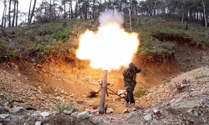 Xem video đòn tấn công quyết định của Syria vào sào huyệt cuối cùng của IS