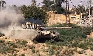 Tiếp tục đà tấn công vũ bão, quân đội Syria kiểm soát mỏ dầu gần Deir ez-Zor 