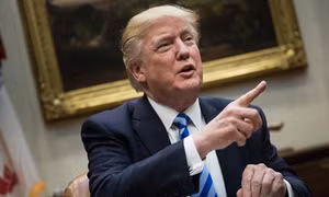 Ông Trump tự hào vì dội ‘mẹ các loại bom’ xuống Afghanistan để diệt khủng bố