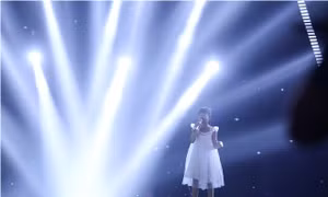 Tập 4 The Voice Kids 2017: Cát Tường đánh trống thuyết phục được Dương Ngọc Ánh lanh lợi hát 'Hello'