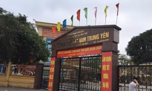 Phụ huynh tố 7 điểm dối trá của Hiệu trưởng trường Nam Trung Yên