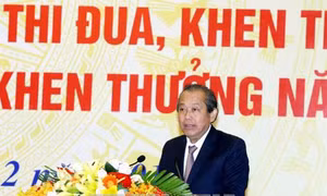 Thi đua, khen thưởng phải gắn với nâng cao đạo đức, trách nhiệm công vụ 