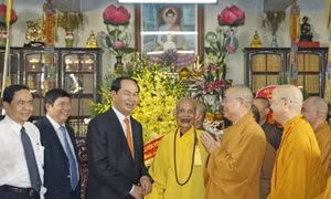 Chủ tịch nước Trần Đại Quang thăm Đại lão Hòa thượng Thích Phổ Tuệ