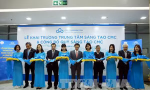 Phó Thủ tướng dự lễ khai trương Trung tâm đổi mới sáng tạo CMC
