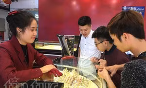 Đầu tuần, giá vàng hạ nhiệt