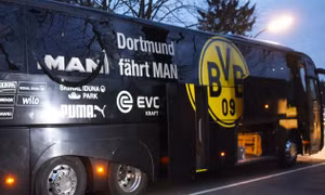 Marc Bartra phải phẫu thuật cổ tay, các cầu thủ Borussia Dortmund vẫn chưa hết sốc sau vụ nổ xe buýt