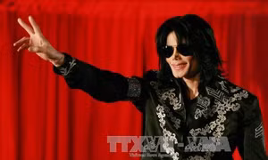 'Vua nhạc Pop' Michael Jackson vẫn kiếm bộn tiền sau khi qua đời