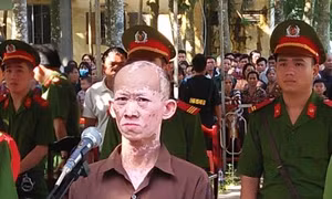 Bán ma túy để có tiền 'hút chích', lãnh án 8 năm tù