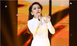 Thần tuợng Bolero vòng bán kết: Phương Liên chững chạc trong 'Tình mẹ", giành vé đi tiếp