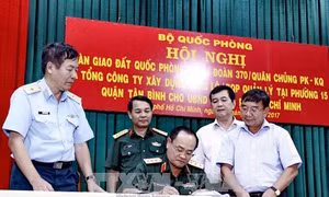 Bàn giao đất quốc phòng cho Thành phố Hồ Chí Minh phục vụ phát triển kinh tế-xã hội