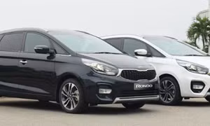 Kia Rondo 2017 chào năm mới, giá từ 654 triệu