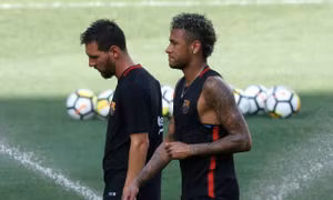 Neymar cãi nhau với đồng đội, bỏ khỏi sân tập, hủy sự kiện tại Trung Quốc