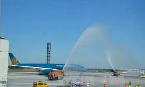 Vietnam Airlines bán và thuê lại 4 máy bay 