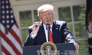 Tổng thống Donald Trump cầm quyền chưa đầy 5 tháng, Mỹ bỏ hai ‘cuộc chơi’ lớn