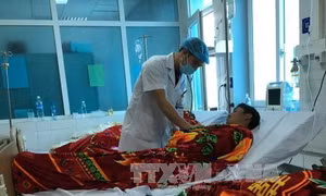 Điều trị chống độc Methanol cho bệnh nhân vụ ngộ độc tại Lai Châu