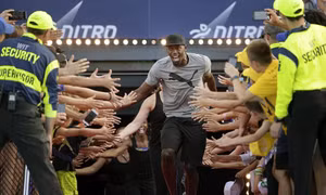 Usain Bolt không còn vô địch trên đường chạy sở trường