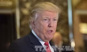 Ông Trump chỉ trích tình báo Mỹ 'vu' Nga có quan hệ với ông
