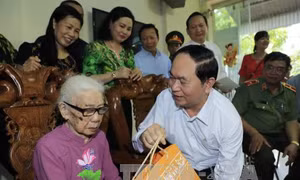 Phong trào 'Đền ơn đáp nghĩa' - 70 năm nhìn lại