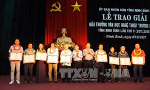 Trao Giải thưởng Văn học Nghệ thuật Trương Hán Siêu lần thứ V 