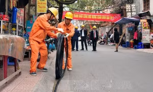Hà Nội: Yêu cầu đẩy nhanh thi công công trình cấp điện hè 2017