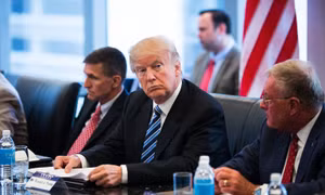 Tại sao Tổng thống Mỹ Donald Trump phải ‘trảm’ cố vấn Michael Flynn?