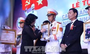 Đồng Nai: Trao tặng, truy tặng phần thưởng cao quý cho Mẹ Việt Nam Anh hùng, thân nhân liệt sỹ 