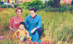 Hoa hậu Diễm Hương rực rỡ đầu Xuân