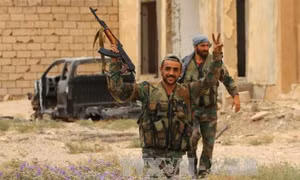 Quân đội Syria đánh bật IS khỏi thành phố Deir Ezzor